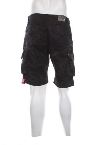 Pantaloni scurți de bărbați Alpha Industries, Mărime L, Culoare Multicolor, Preț 294,99 Lei