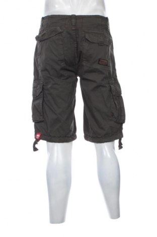 Pantaloni scurți de bărbați Alpha Industries, Mărime M, Culoare Verde, Preț 294,99 Lei