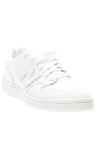 Мъжки обувки New Balance, Размер 41, Цвят Бял, Цена 127,99 лв.