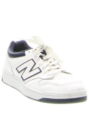 Мъжки обувки New Balance, Размер 43, Цвят Бял, Цена 109,99 лв.