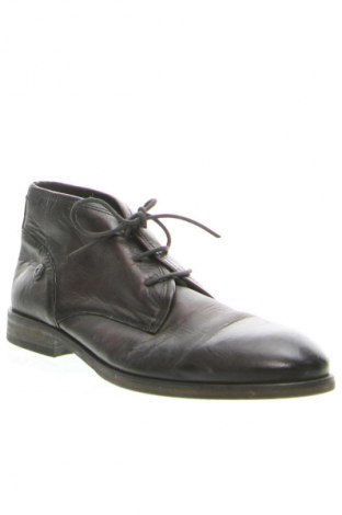 Мъжки обувки Tommy Hilfiger, Размер 43, Цвят Кафяв, Цена 132,99 лв.