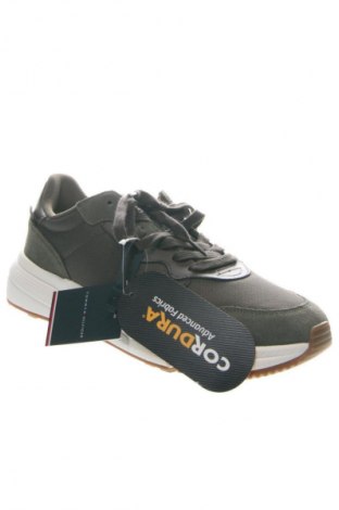 Obuwie męskie Tommy Hilfiger, Rozmiar 44, Kolor Zielony, Cena 216,99 zł