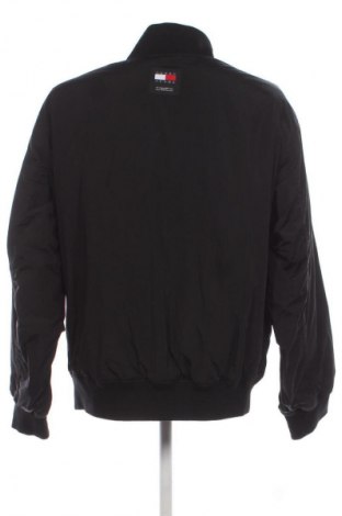 Geacă de bărbati Tommy Jeans, Mărime L, Culoare Negru, Preț 1.239,99 Lei