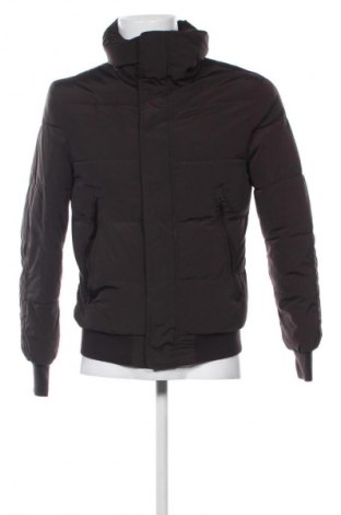 Geacă de bărbati Zara, Mărime M, Culoare Maro, Preț 153,99 Lei