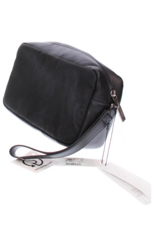 Kosmetyczka Calvin Klein, Kolor Czarny, Cena 205,99 zł