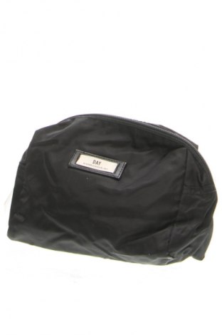 Несесер Day Birger Et Mikkelsen, Цвят Черен, Цена 50,55 лв.