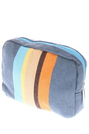 Νεσεσέρ Unbranded, Χρώμα Πολύχρωμο, Τιμή 12,99 €