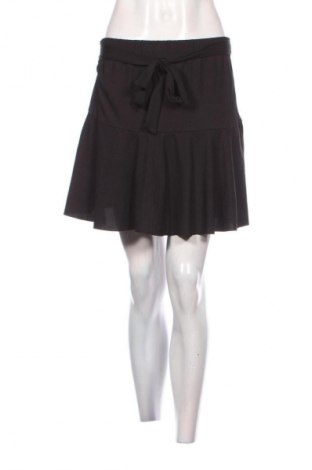 Παντελονόφουστα Trendyol, Μέγεθος L, Χρώμα Μαύρο, Τιμή 15,99 €