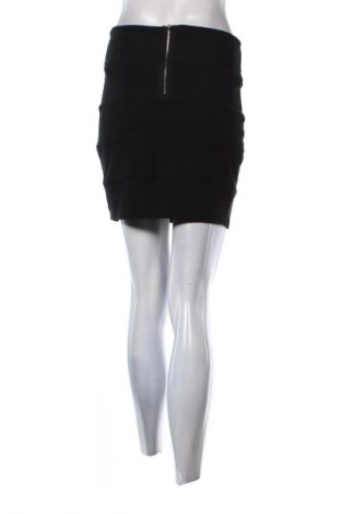 Szoknya Amisu, Méret M, Szín Fekete, Ár 3 249 Ft