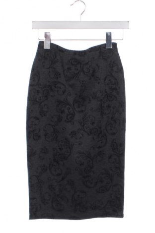 Пола Atmosphere, Размер XS, Цвят Многоцветен, Цена 15,99 лв.