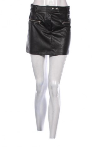 Spódnica Bershka, Rozmiar S, Kolor Czarny, Cena 35,99 zł