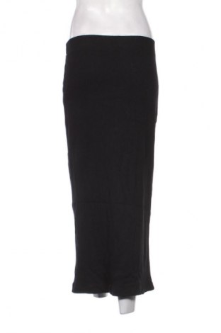 Пола C&A, Размер L, Цвят Черен, Цена 23,99 лв.