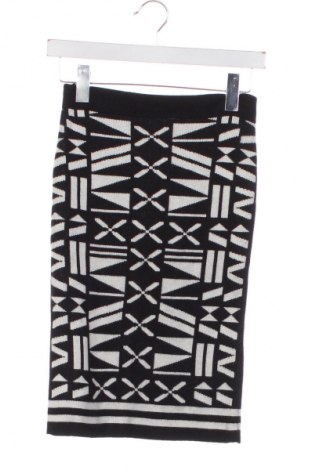 Rock Esmara, Größe XS, Farbe Mehrfarbig, Preis 10,00 €