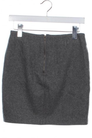 Пола Esprit, Размер XS, Цвят Сив, Цена 41,04 лв.