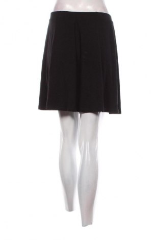 Пола Even&Odd, Размер S, Цвят Черен, Цена 15,02 лв.