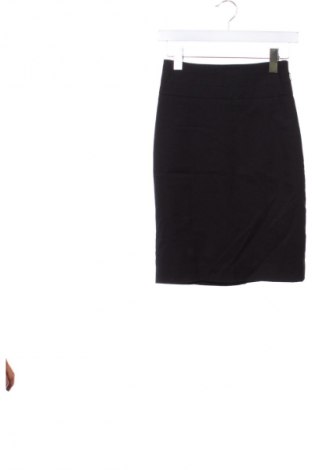 Sukně H&M, Velikost XS, Barva Černá, Cena  199,00 Kč