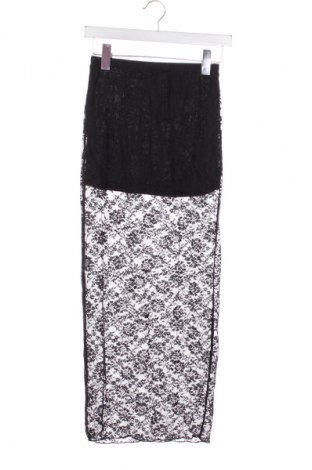 Пола H&M Divided, Размер XXS, Цвят Черен, Цена 23,00 лв.