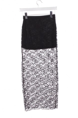 Пола H&M Divided, Размер XXS, Цвят Черен, Цена 23,00 лв.