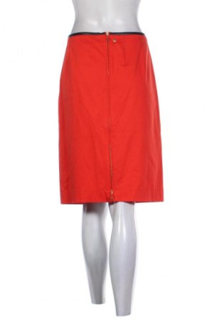 Spódnica Hugo Boss, Rozmiar L, Kolor Czerwony, Cena 283,03 zł