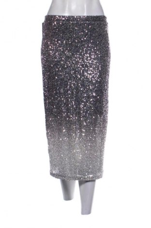 Пола Pieces, Размер M, Цвят Сребрист, Цена 33,99 лв.