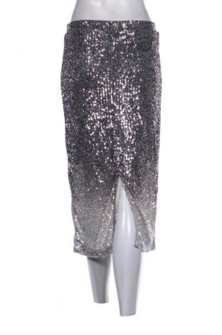 Пола Pieces, Размер M, Цвят Сребрист, Цена 33,99 лв.