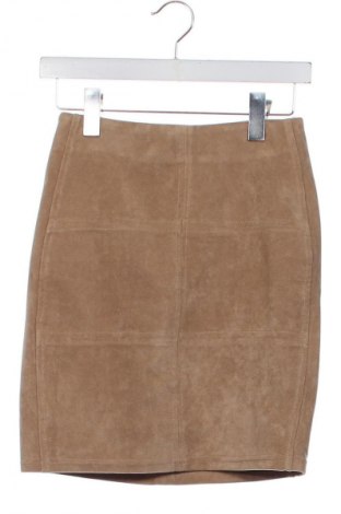 Пола Reserved, Размер XXS, Цвят Бежов, Цена 19,04 лв.