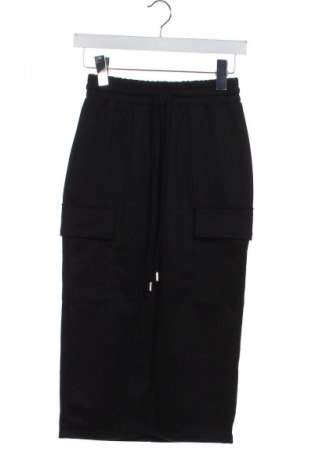 Spódnica Sinsay, Rozmiar XS, Kolor Czarny, Cena 52,87 zł