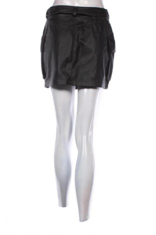 Szoknya Stradivarius, Méret S, Szín Fekete, Ár 3 800 Ft