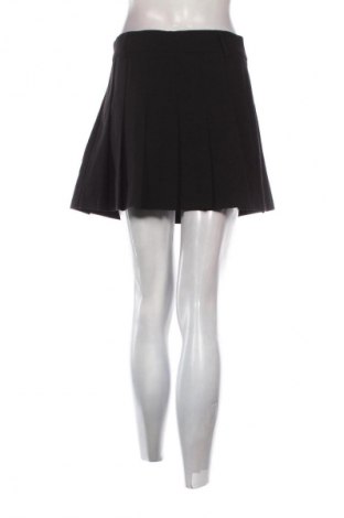 Пола Stradivarius, Размер M, Цвят Черен, Цена 19,00 лв.