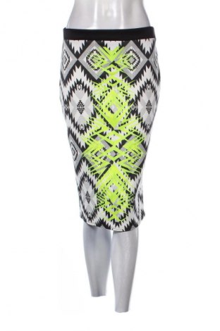 Пола Style Plus, Размер M, Цвят Многоцветен, Цена 15,99 лв.