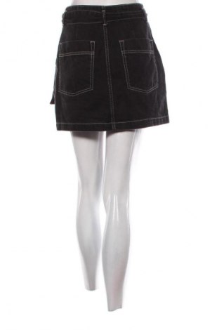 Пола Topshop, Размер S, Цвят Черен, Цена 41,00 лв.