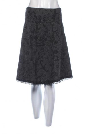 Пола Unbranded, Размер M, Цвят Многоцветен, Цена 19,55 лв.