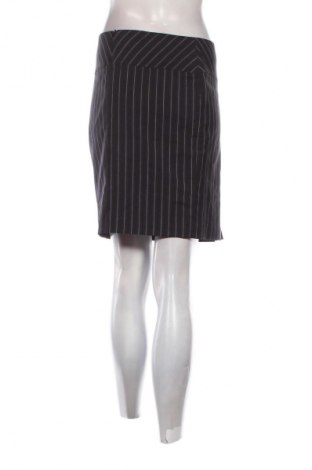 Пола Unbranded, Размер S, Цвят Многоцветен, Цена 19,00 лв.