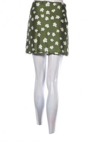 Пола Unbranded, Размер S, Цвят Многоцветен, Цена 24,99 лв.