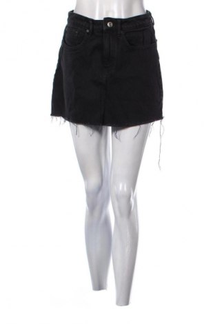 Пола Zara, Размер M, Цвят Черен, Цена 17,99 лв.