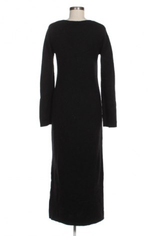 Sukienka ABOUT YOU x Marie von Behrens, Rozmiar M, Kolor Czarny, Cena 422,99 zł