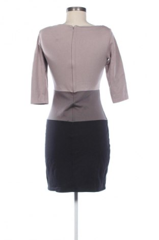 Sukienka Alba Moda, Rozmiar M, Kolor Kolorowy, Cena 66,76 zł