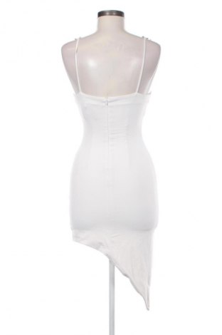 Рокля Alessa, Размер S, Цвят Бял, Цена 37,99 лв.