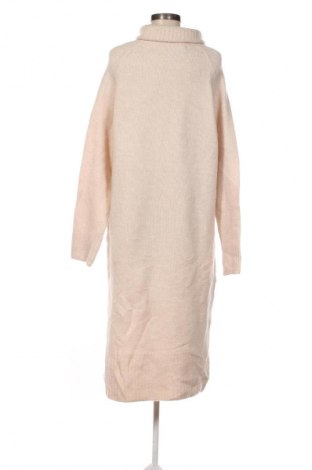 Рокля Amisu, Размер M, Цвят Екрю, Цена 20,99 лв.