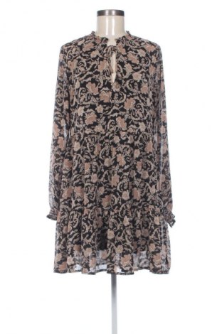 Ruha Amisu, Méret M, Szín Sokszínű, Ár 5 379 Ft