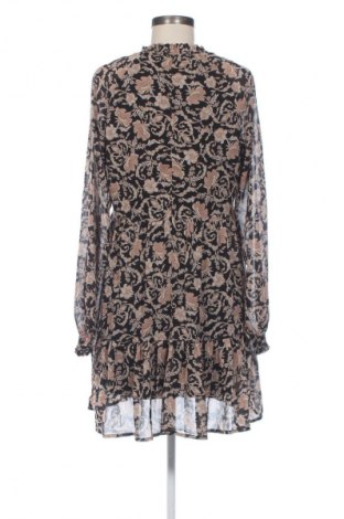 Ruha Amisu, Méret M, Szín Sokszínű, Ár 5 379 Ft