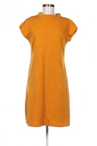 Sukienka Andrews, Rozmiar L, Kolor Pomarańczowy, Cena 110,34 zł
