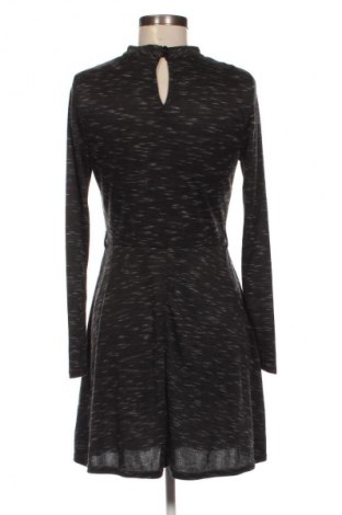 Šaty  Atmosphere, Velikost M, Barva Vícebarevné, Cena  319,00 Kč