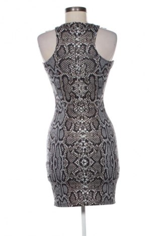 Рокля Attrattivo, Размер XS, Цвят Многоцветен, Цена 39,99 лв.