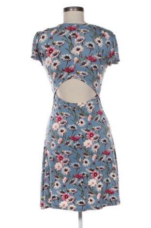 Sukienka Attrattivo, Rozmiar S, Kolor Kolorowy, Cena 76,99 zł