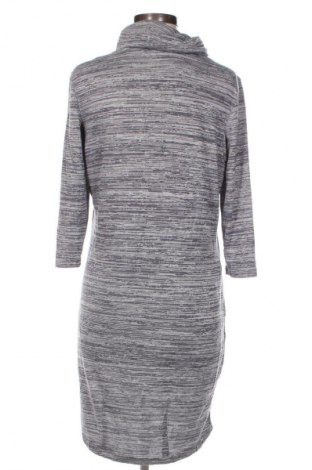 Рокля Bench, Размер M, Цвят Многоцветен, Цена 26,99 лв.