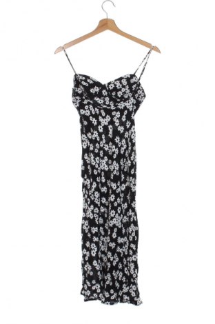 Рокля Bershka, Размер XS, Цвят Многоцветен, Цена 28,88 лв.