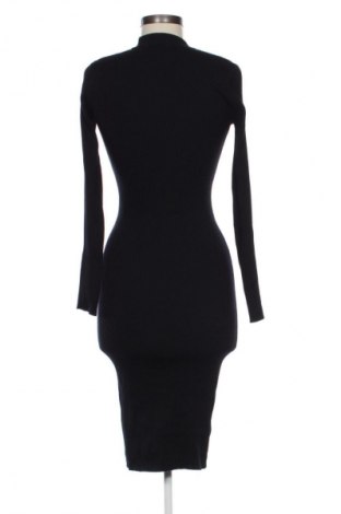 Kleid Bershka, Größe M, Farbe Schwarz, Preis € 9,99