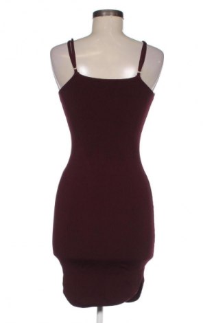 Sukienka Bik Bok, Rozmiar S, Kolor Czerwony, Cena 66,67 zł