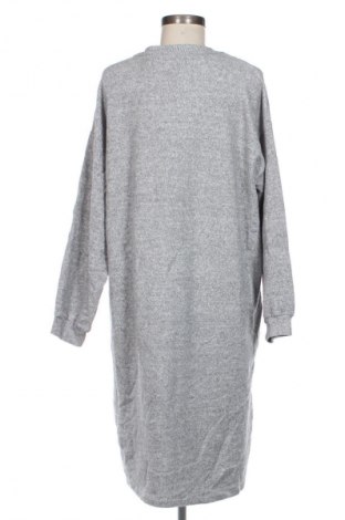 Рокля C&A, Размер L, Цвят Сив, Цена 20,99 лв.